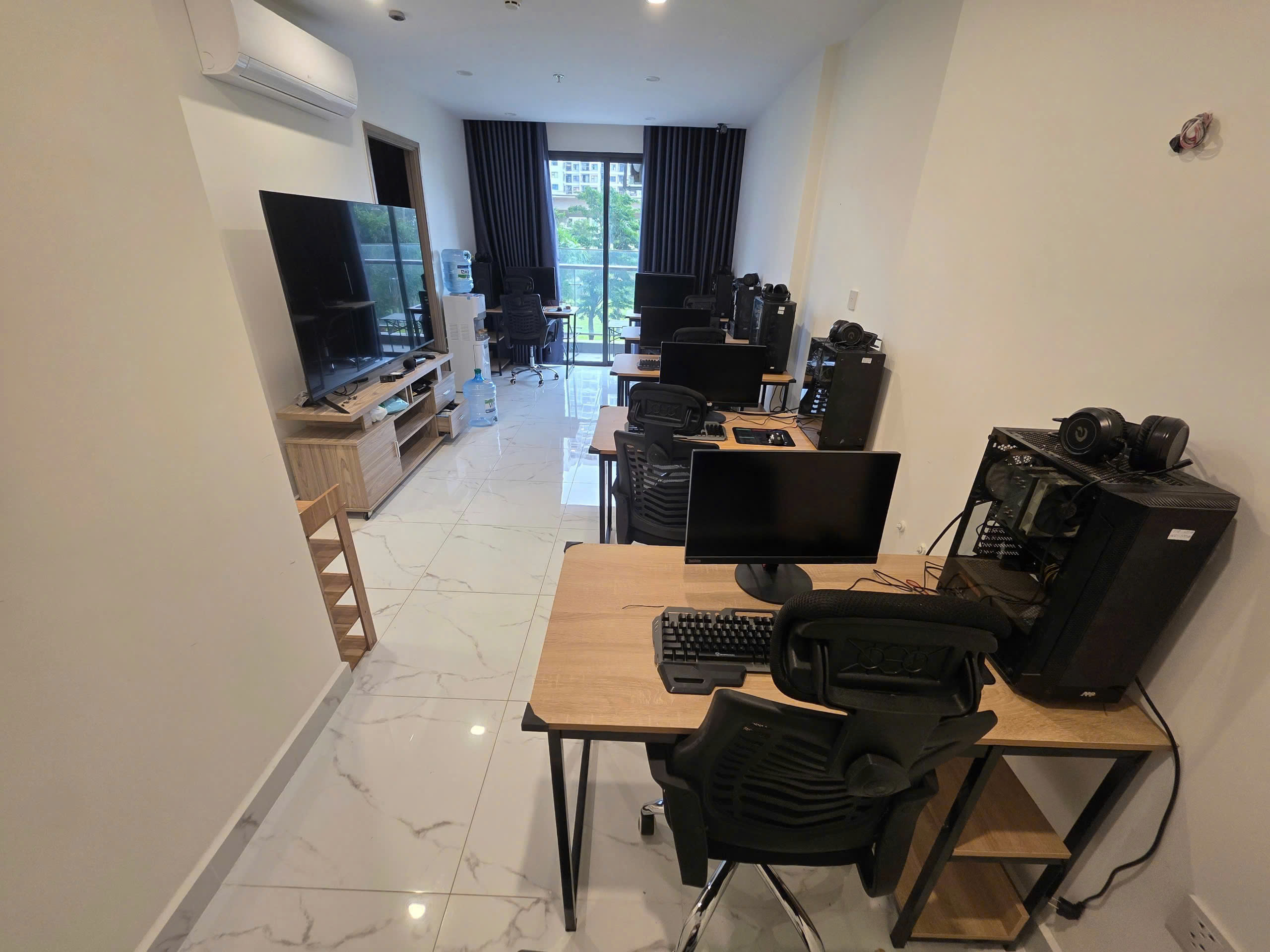 Trung Tâm Dạy Tiếng Anh